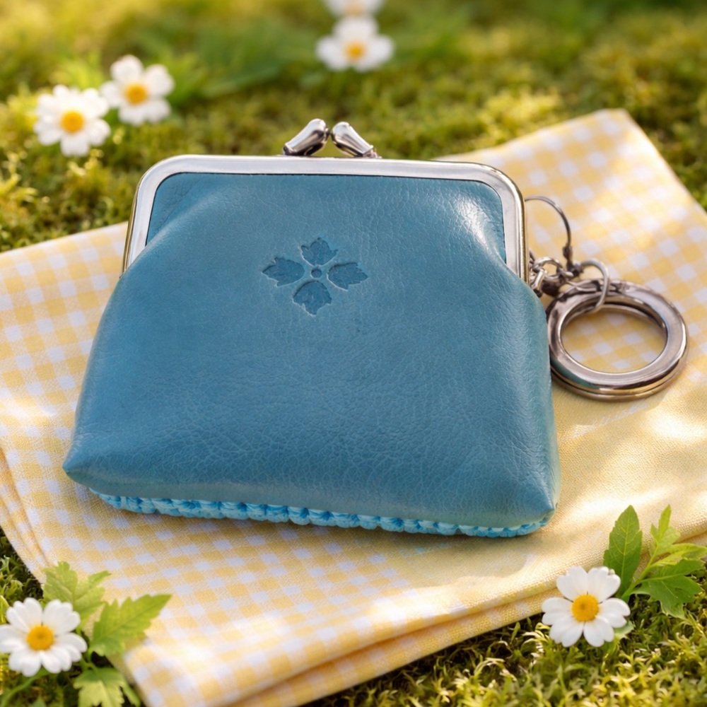 NWT Patricia Nash Borse Crocheted Coin Pouch- 1 left in Saffron BLUE - LEATHER - Picture 3 of 7